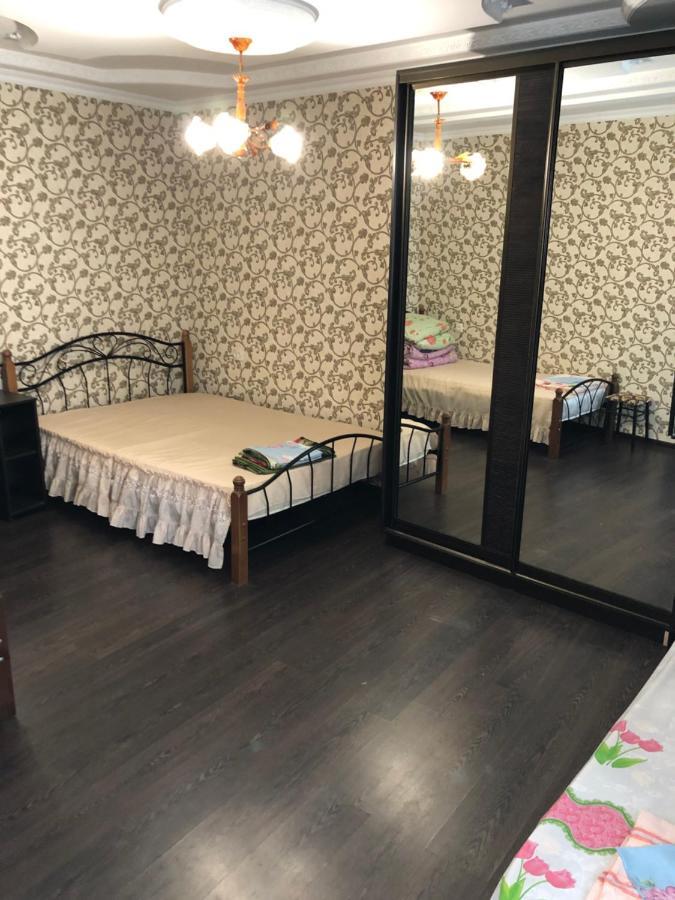 Nina Mini Hotel ガグラ エクステリア 写真