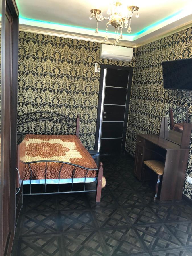 Nina Mini Hotel ガグラ エクステリア 写真