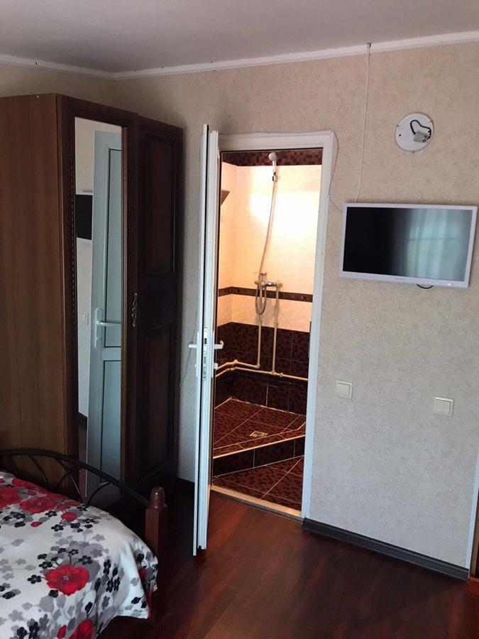 Nina Mini Hotel ガグラ エクステリア 写真